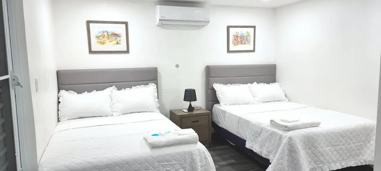 Modern Townhouse In Jolly Harbour North Finger别墅 0*,